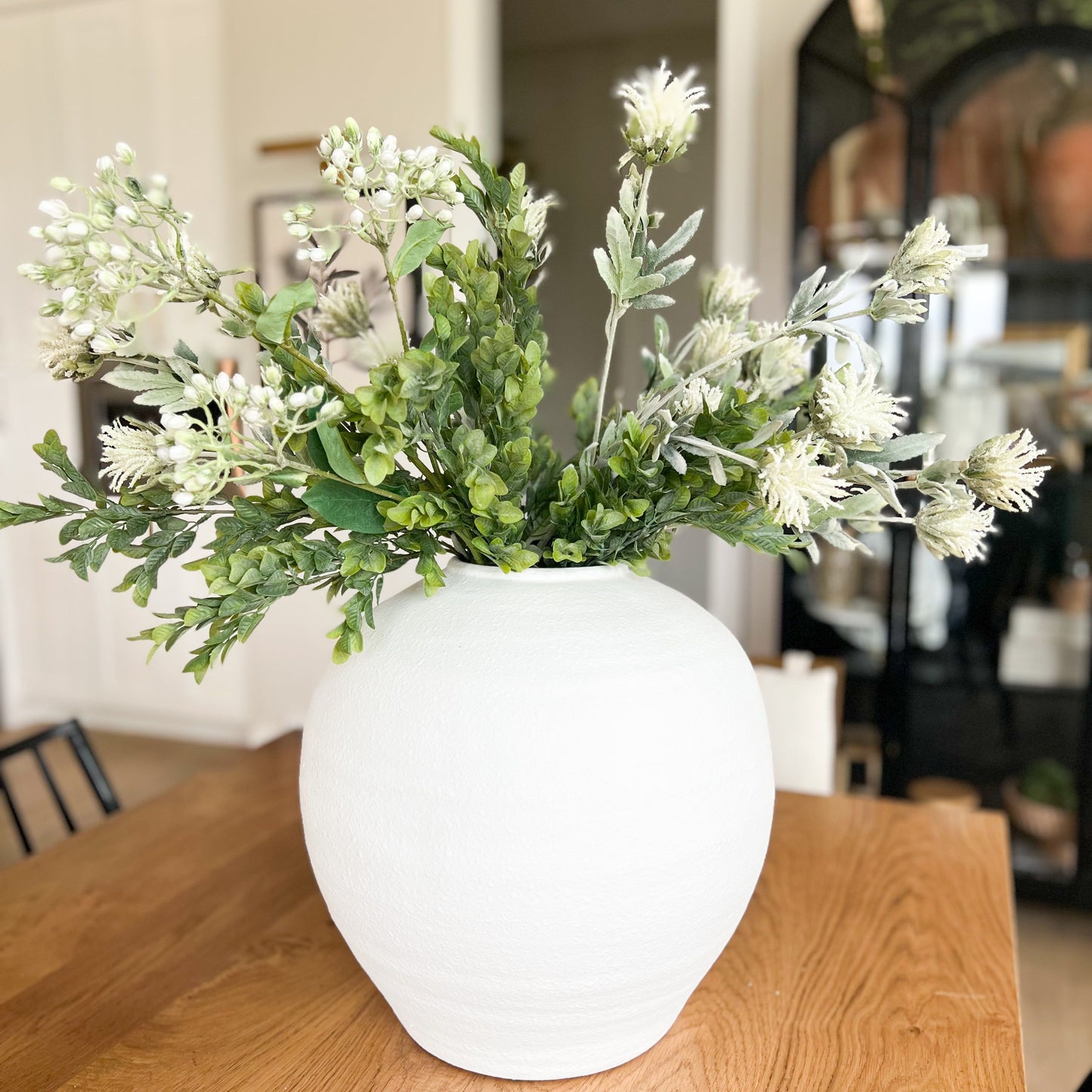 Thistle and Boxwood Bundle