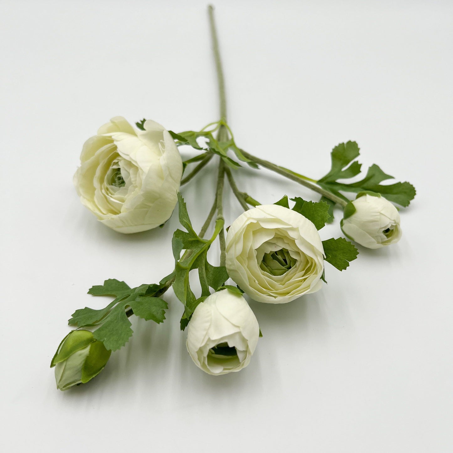 Real Touch Ranunculus Stem in White