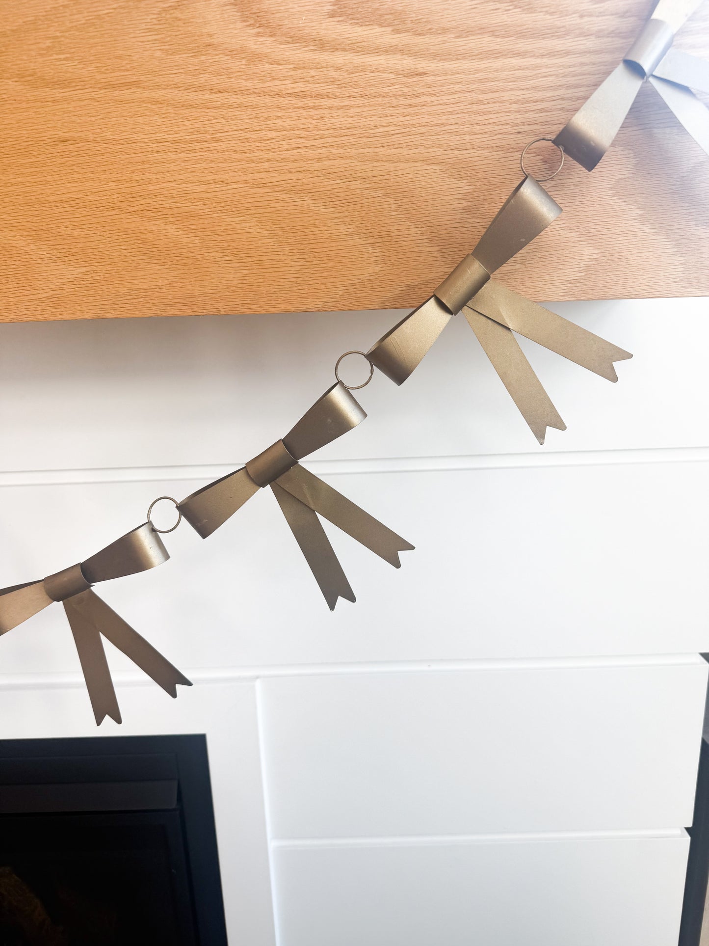 Bow Brass Garland
