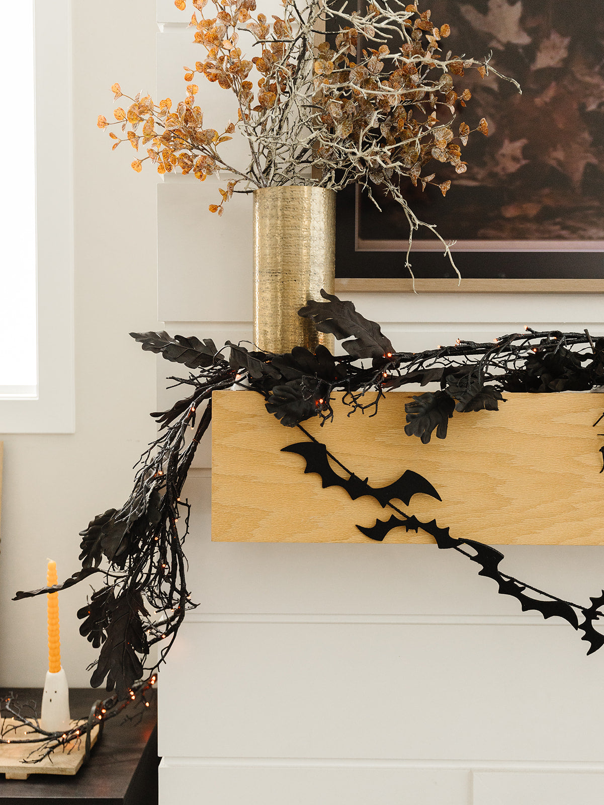 Black Oak Leaf Garland