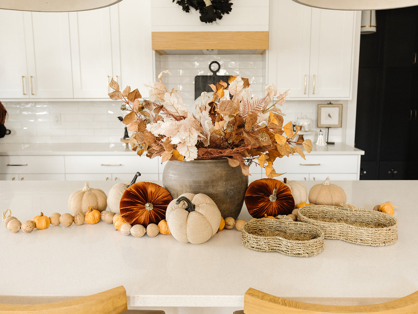 Woven Seagrass Pumpkin Tray - 2 Sizes