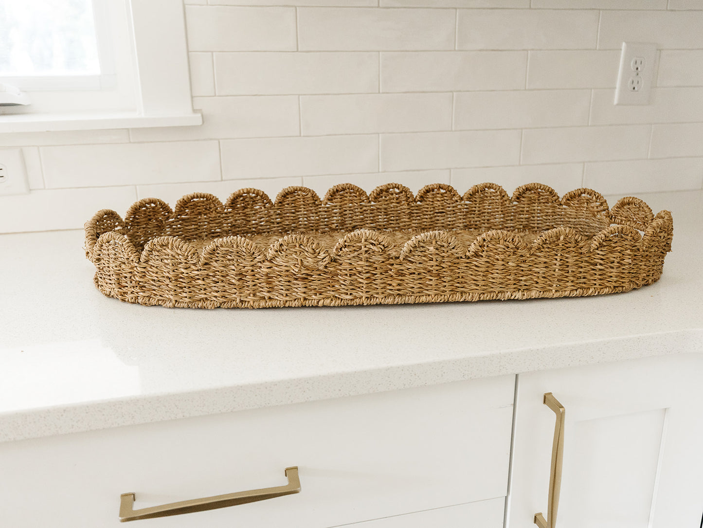 Decorative Bankuan Scalloped Tray