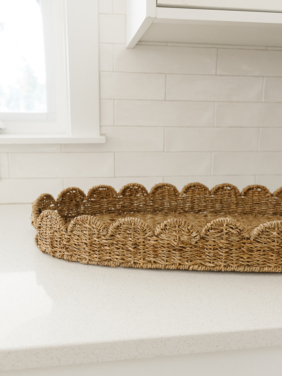 Decorative Bankuan Scalloped Tray