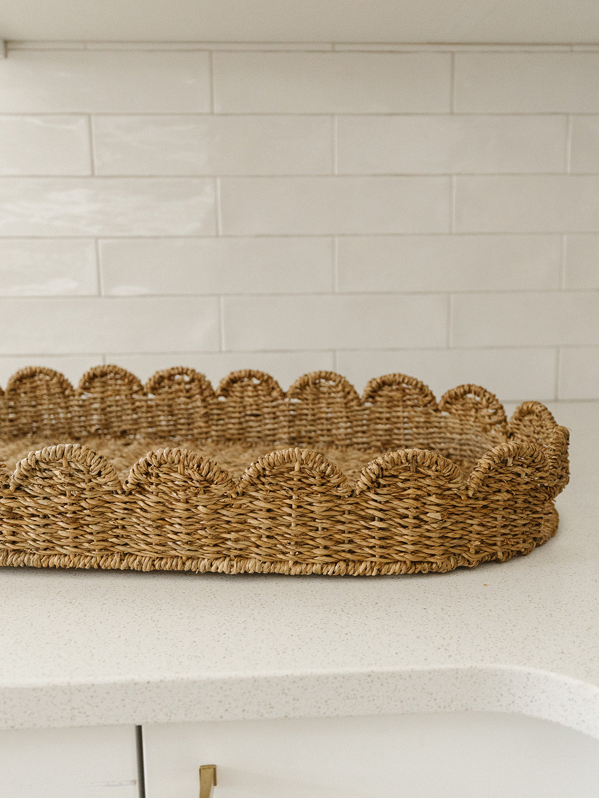 Decorative Bankuan Scalloped Tray