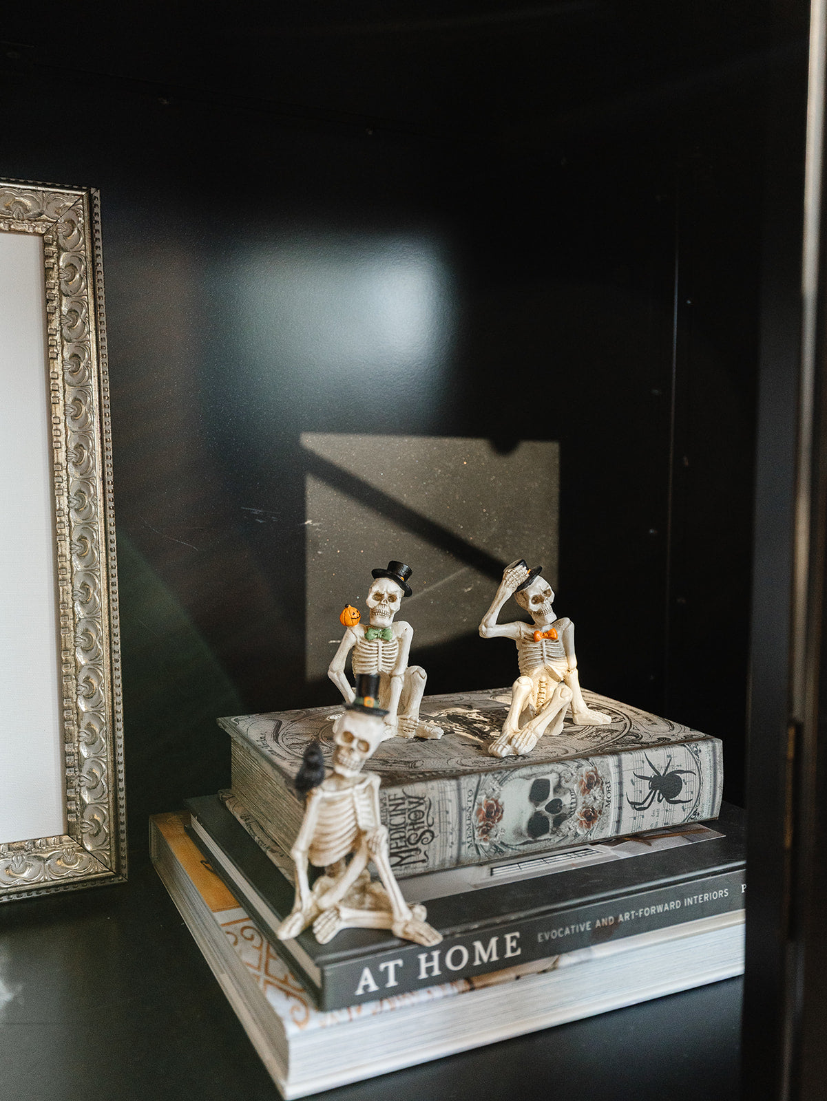 Skeleton with Top Hat - 4 Styles