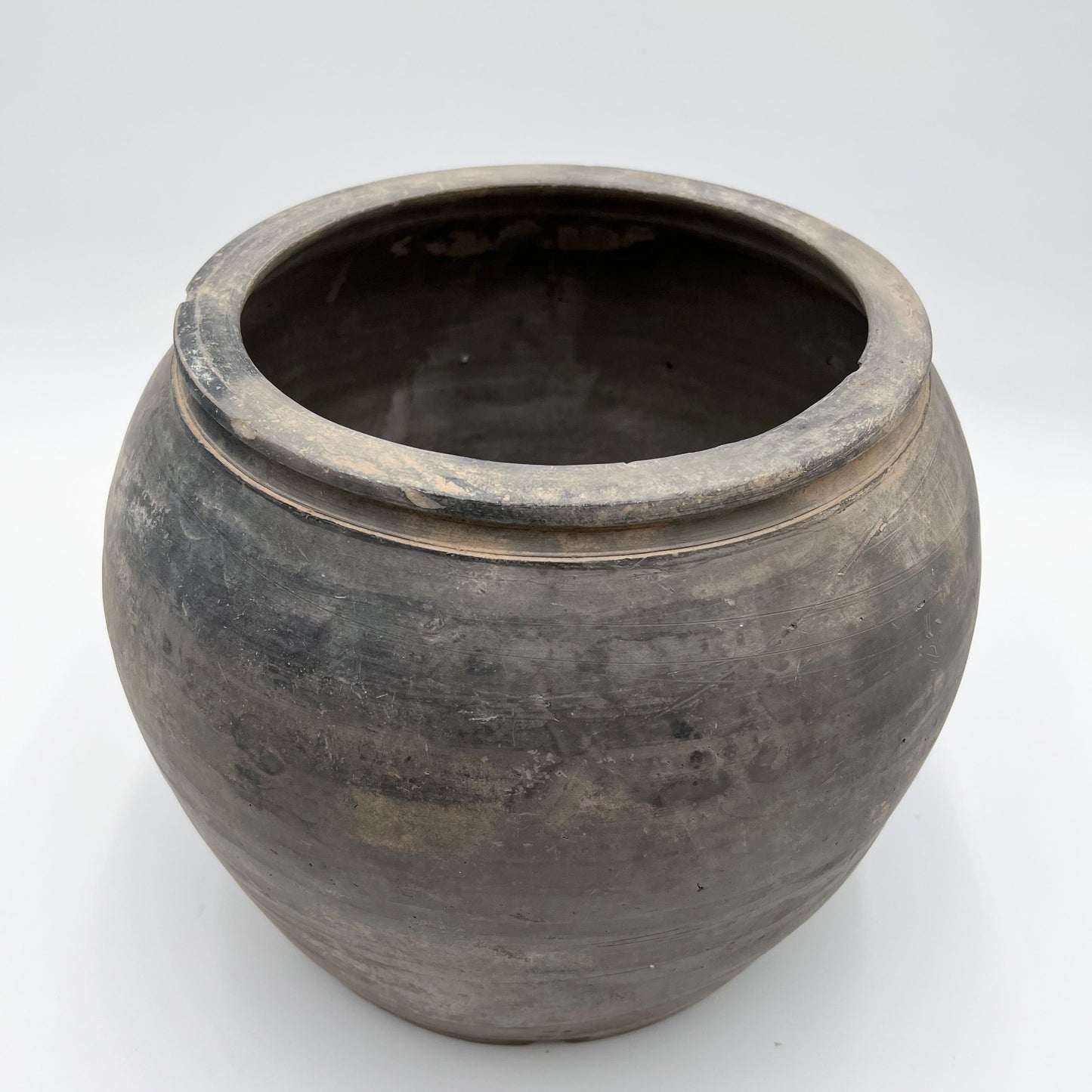 Large Vintage Pot- One of a Kind (SKU: 48)