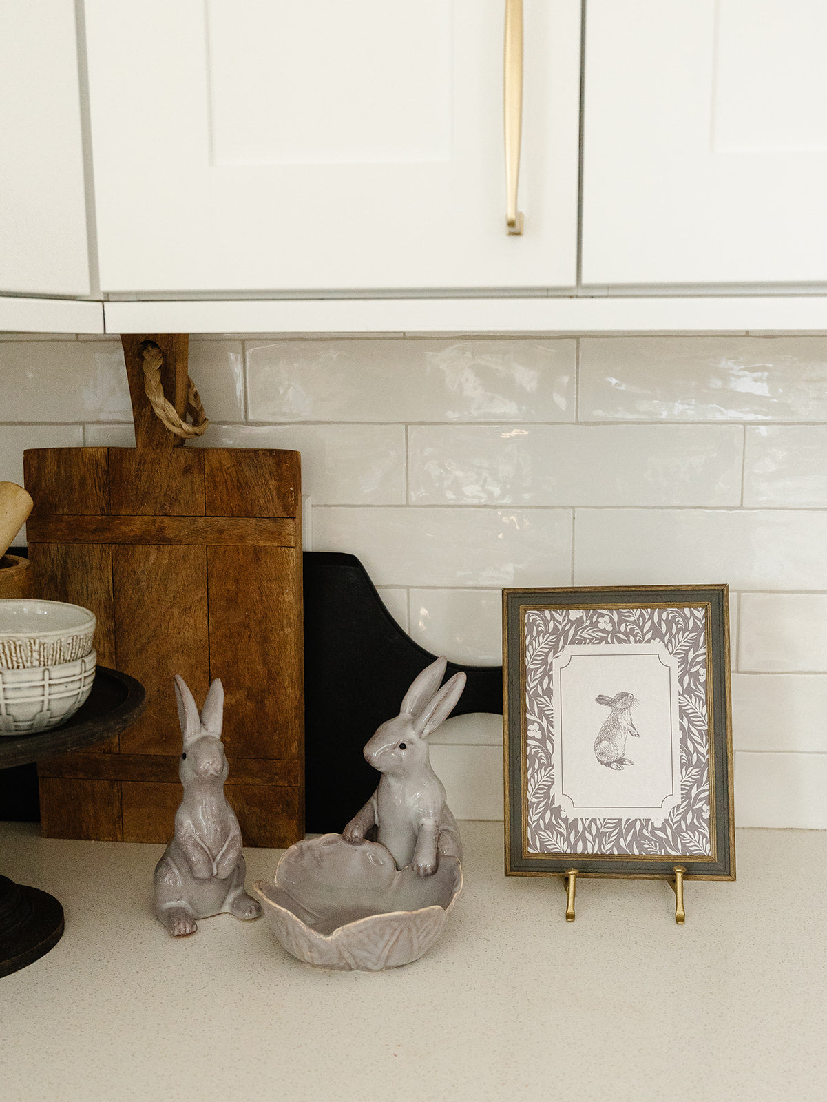 Stoneware Rabbit with Flower Bowl
