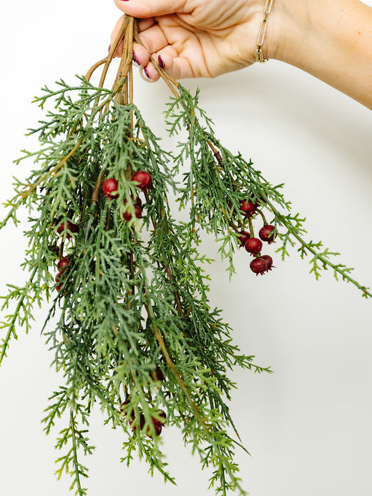 Cedar with Red Berry Spray - 18"