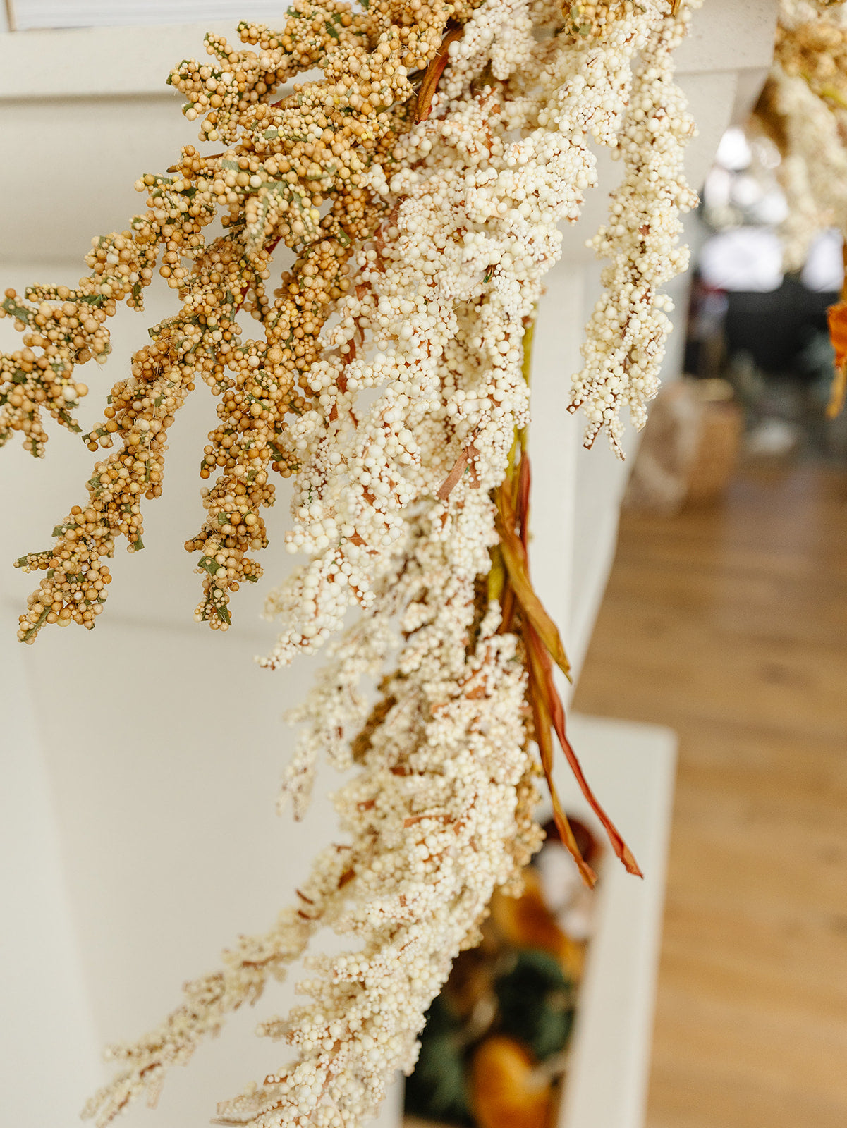 Cream & Brown Heather Stem - 34”