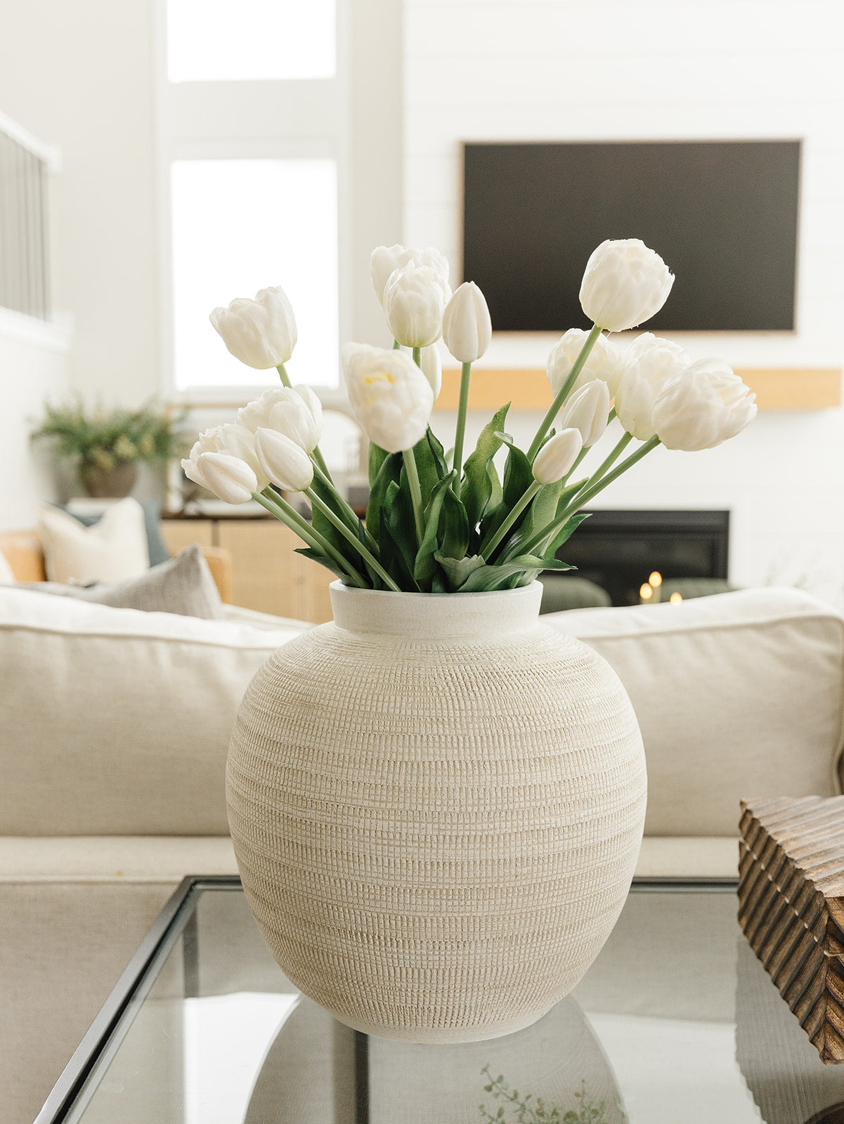 Real Touch Tulip Bundle in White (5 stems)- 15"