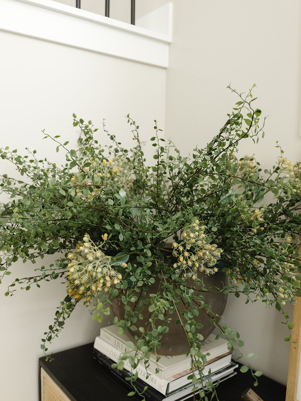 Hypericum Berry Stem in Yellow- 31"