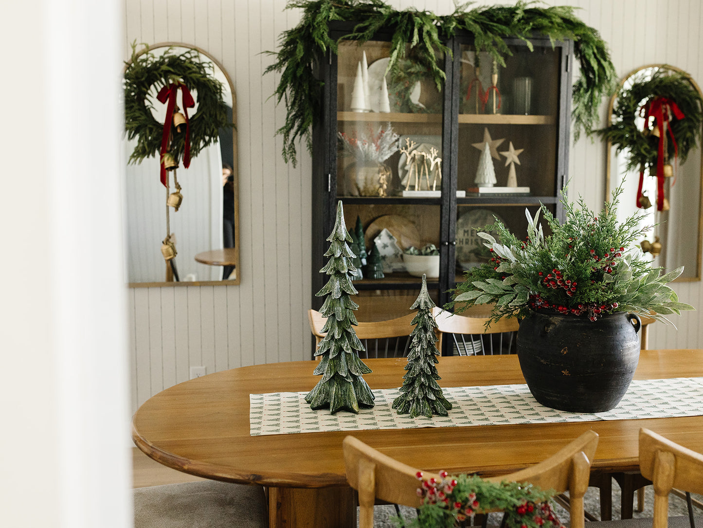 Green Resin Sparkle Snow Tree (local pick up only on this item)