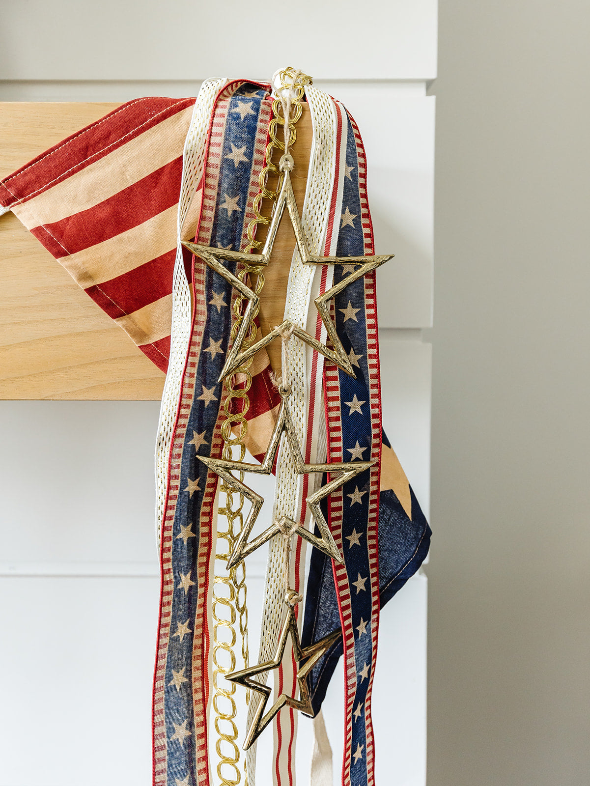 Patriotic Ribbon Bundle - 33"