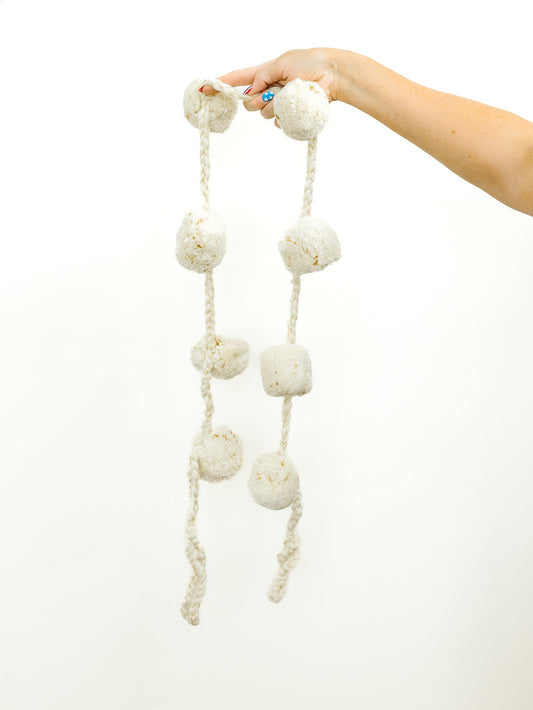 Snow Ball Garland