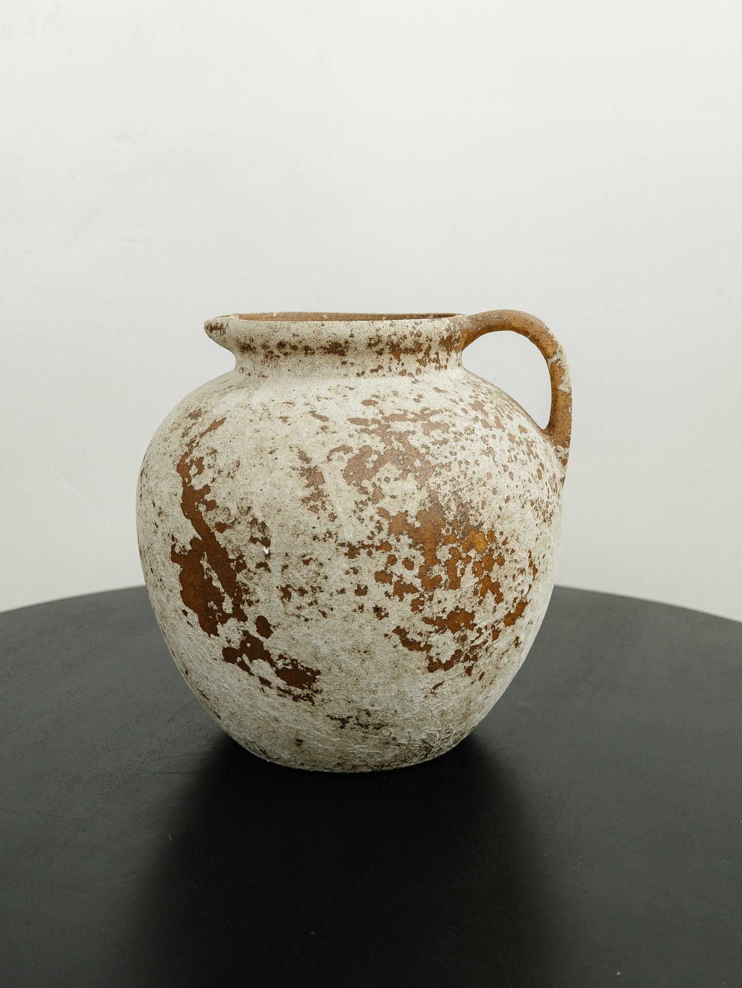 Vintage Pitcher Pot
