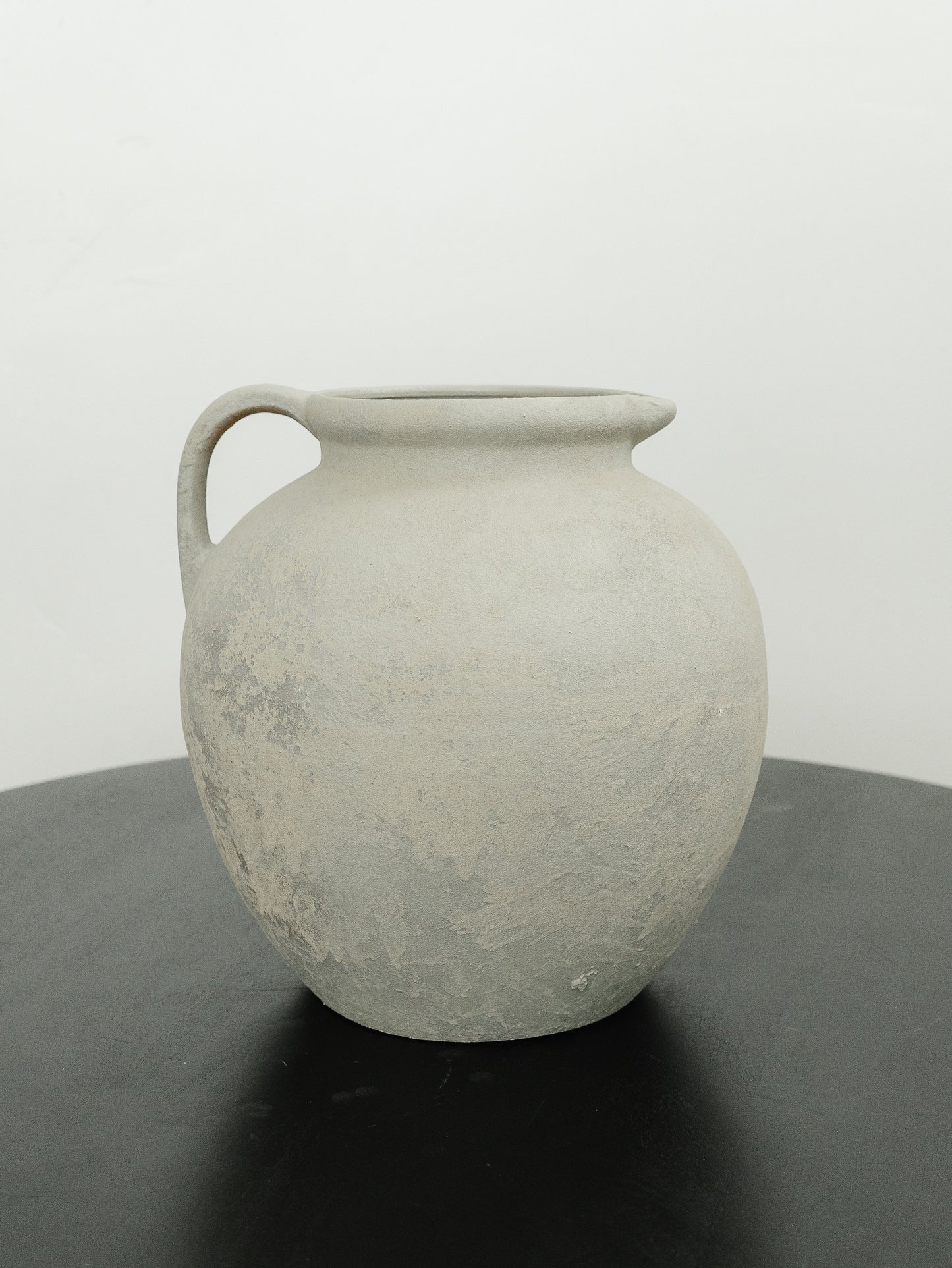 Vintage Pitcher Pot