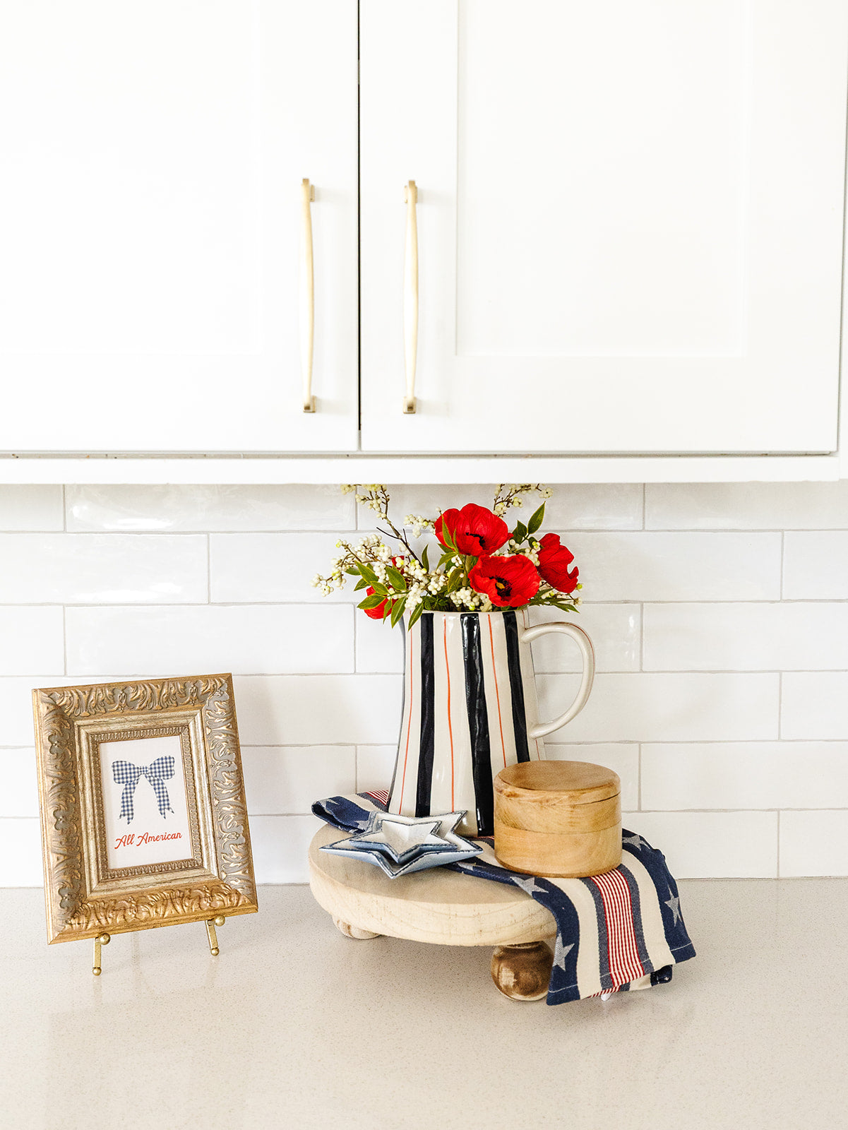 Acacia Wood Salt and Pepper Holder