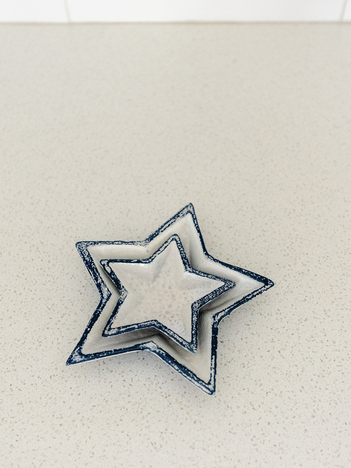 Star Dishes - Set of 2 - 2 colors available