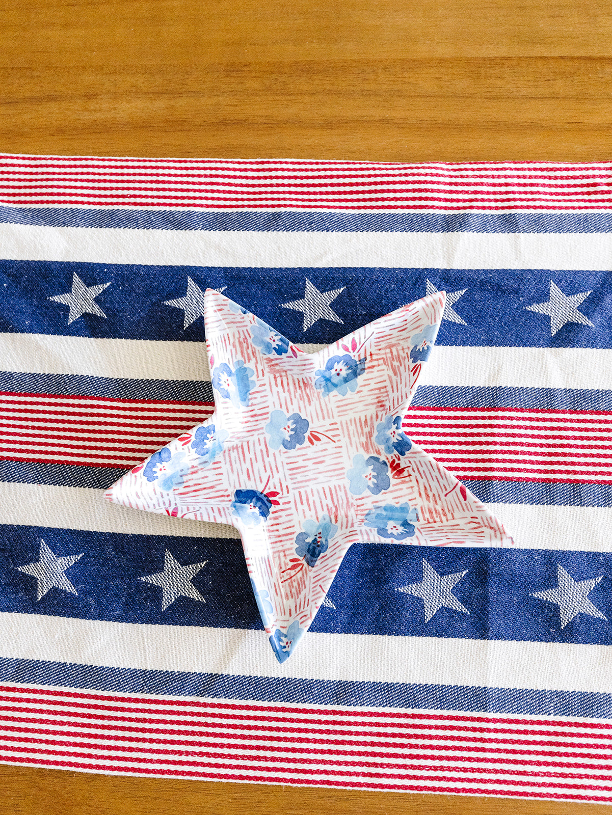 Star Melamine Plate - Assorted Styles