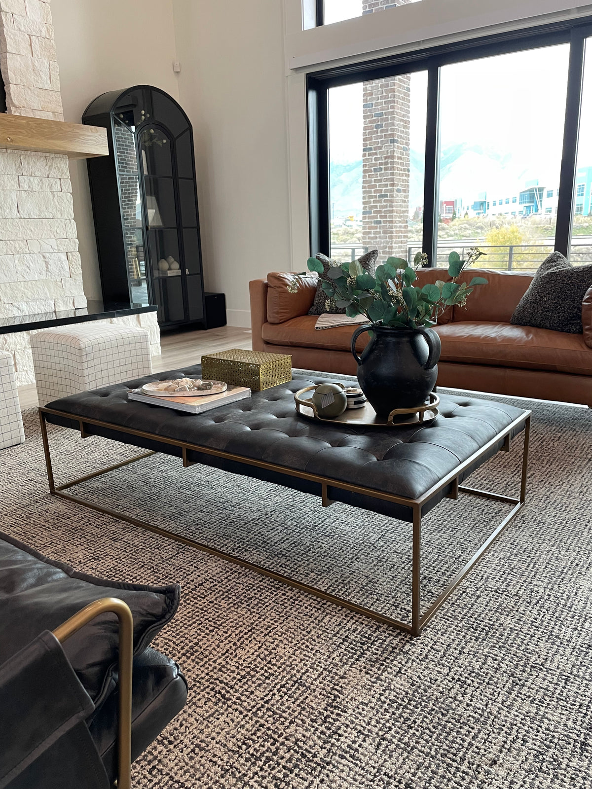 Oxford coffee table - 63”