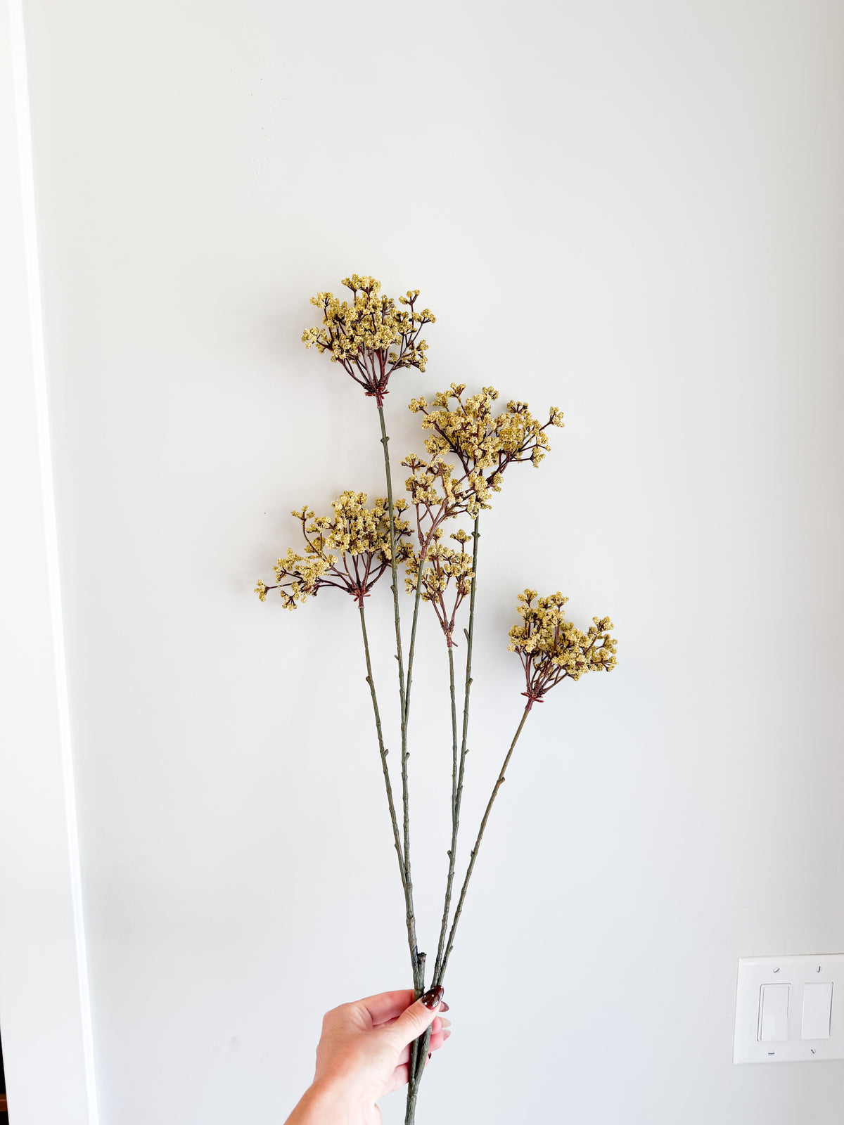 Dill Spray in Light Yellow - 47”