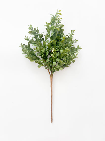 Real Touch Boxwood - 18"