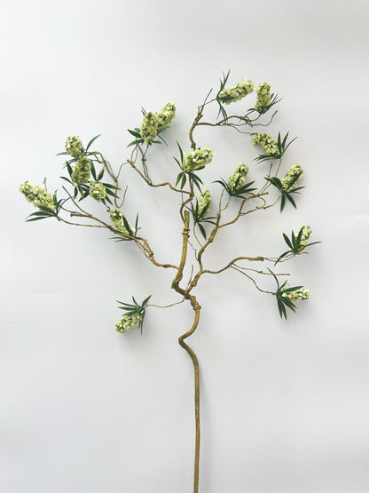 Mountain Blossom Spray - 43"