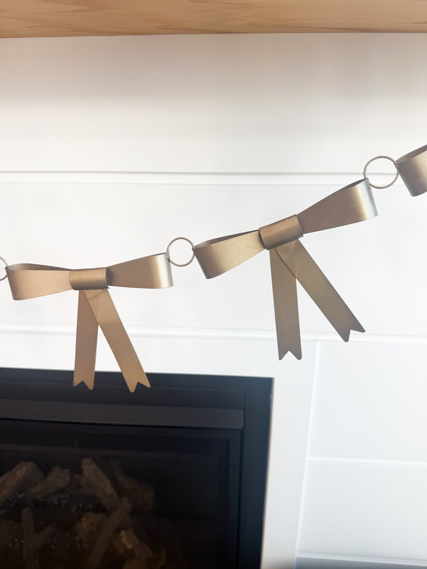 Bow Brass Garland
