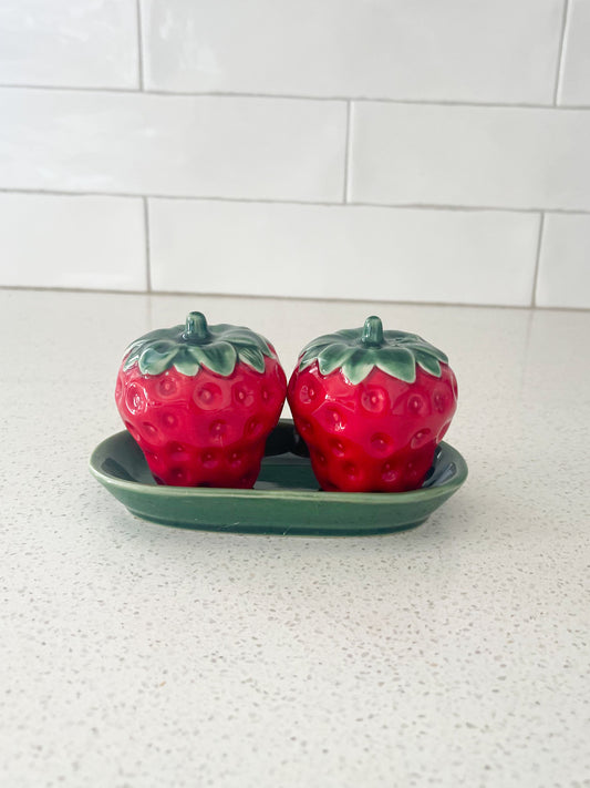 Strawberry Salt and Pepper Set