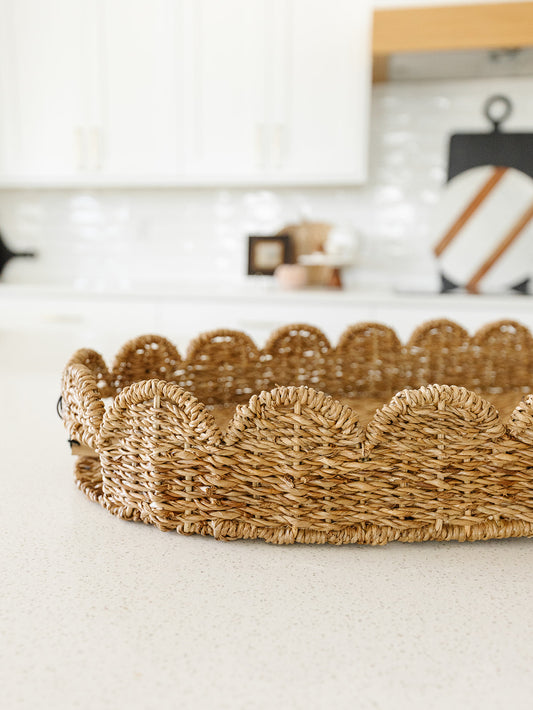 Decorative Bankuan Scalloped Tray