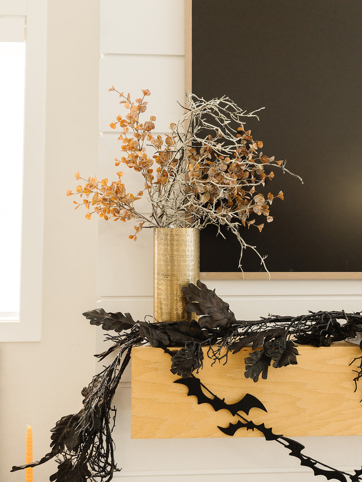 Spooky Twig Spray - 47"