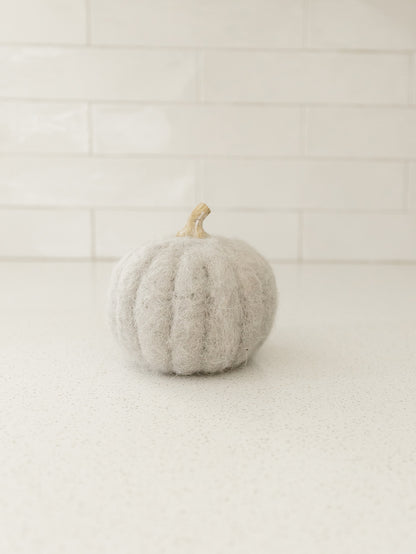 Felt Pumpkin - 2 Colors and 2 Sizes