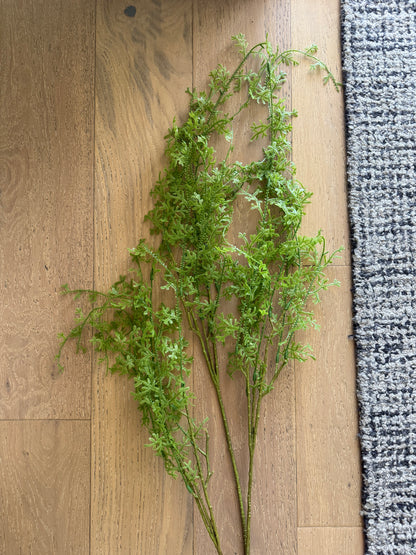 Leaf hanging bush / 59”