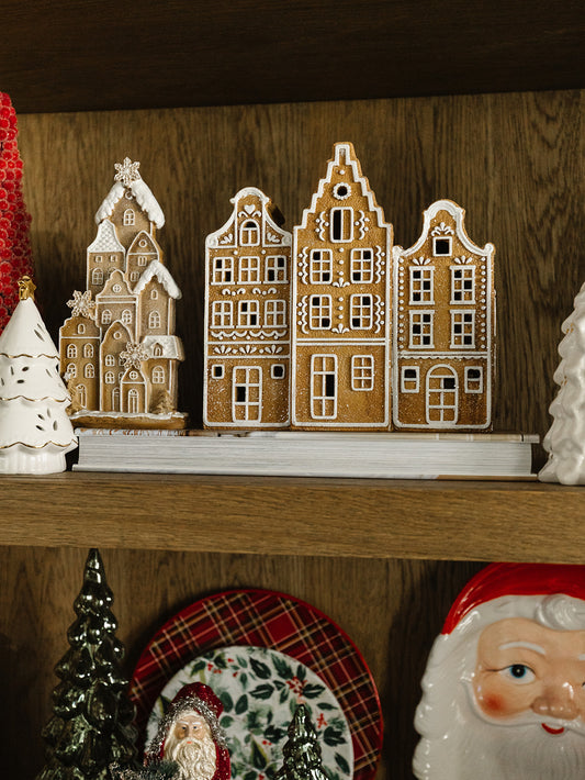 Gingerbread House with Light
