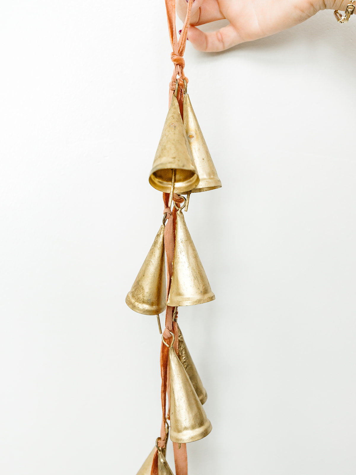 Velvet Ribbon Bundle Bells - 16"