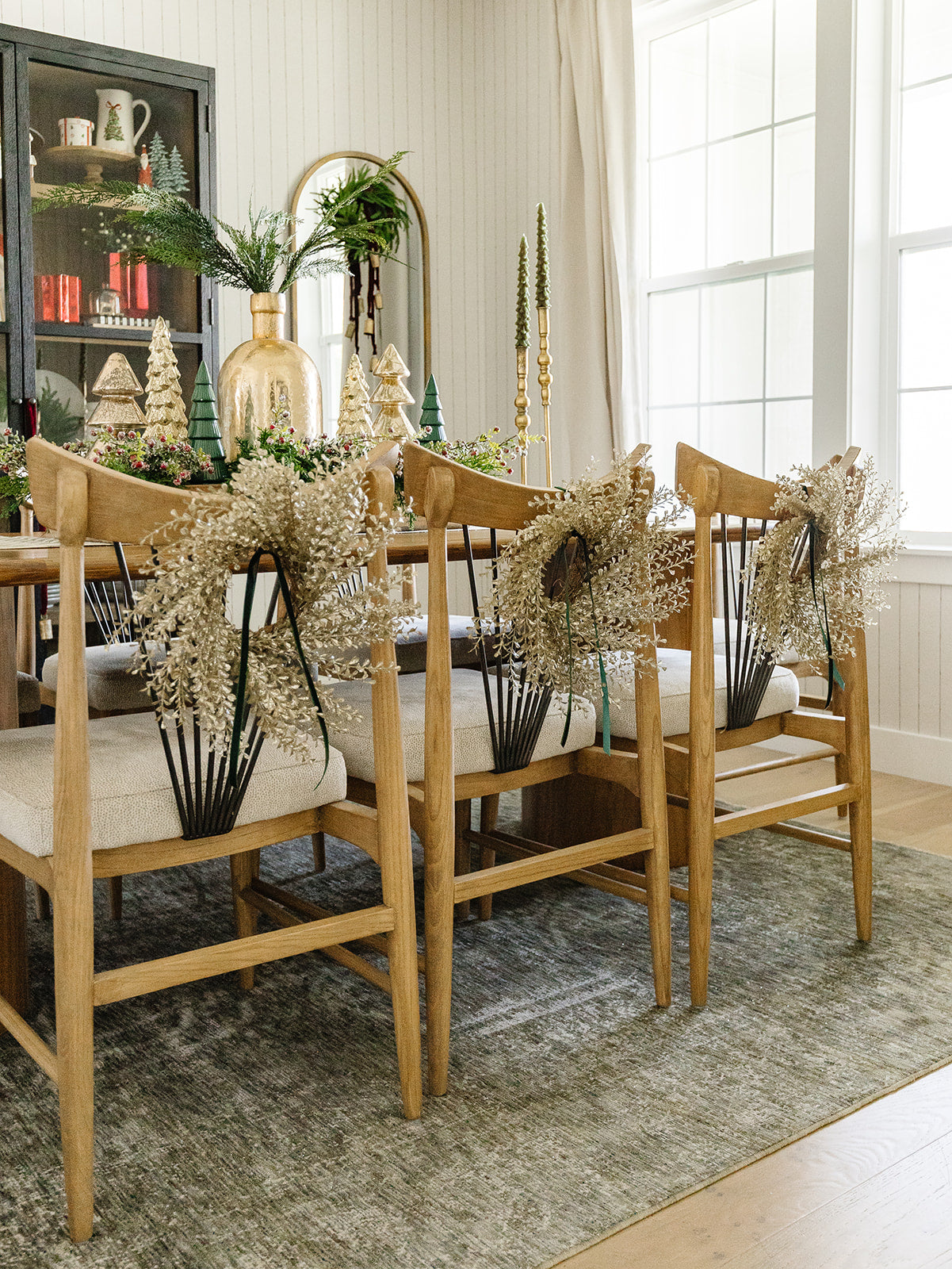 Champagne Glittered 16" Wreath