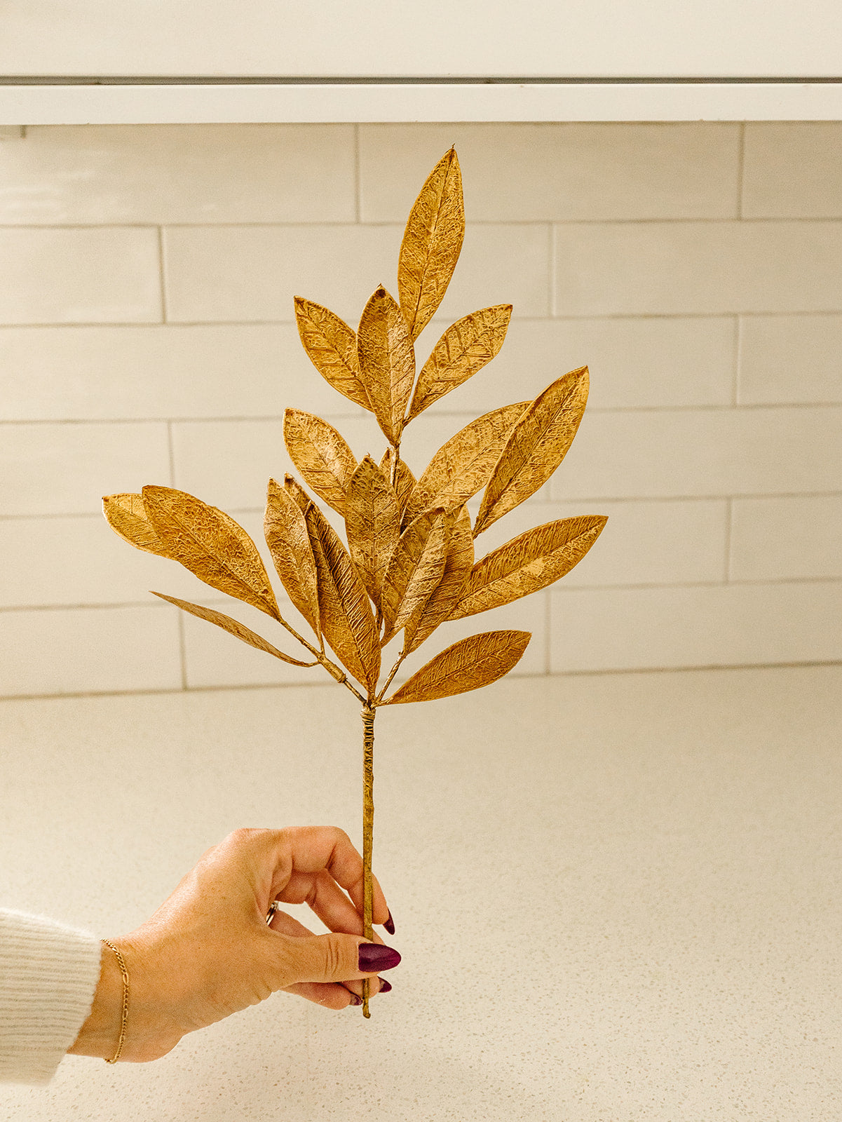 Gold Bay Leaf Spray - 17"