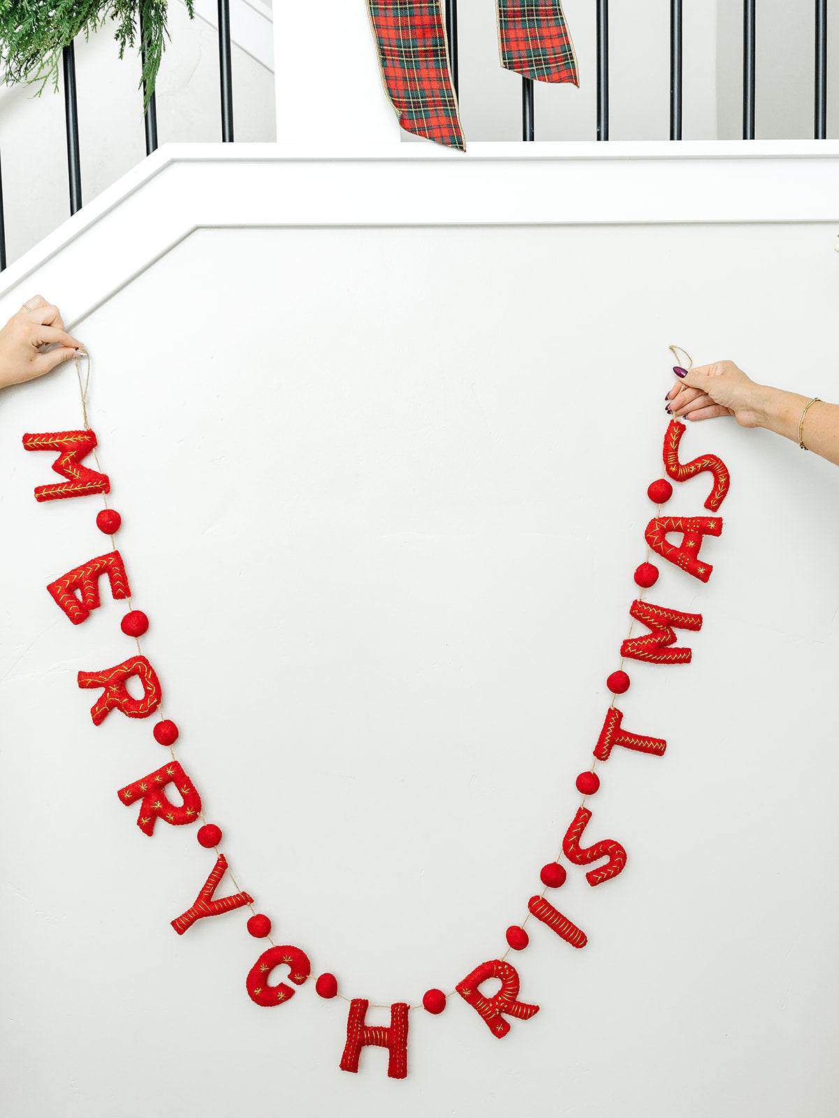 "Merry Christmas" Felt Garland with Metallic Thread - 72"