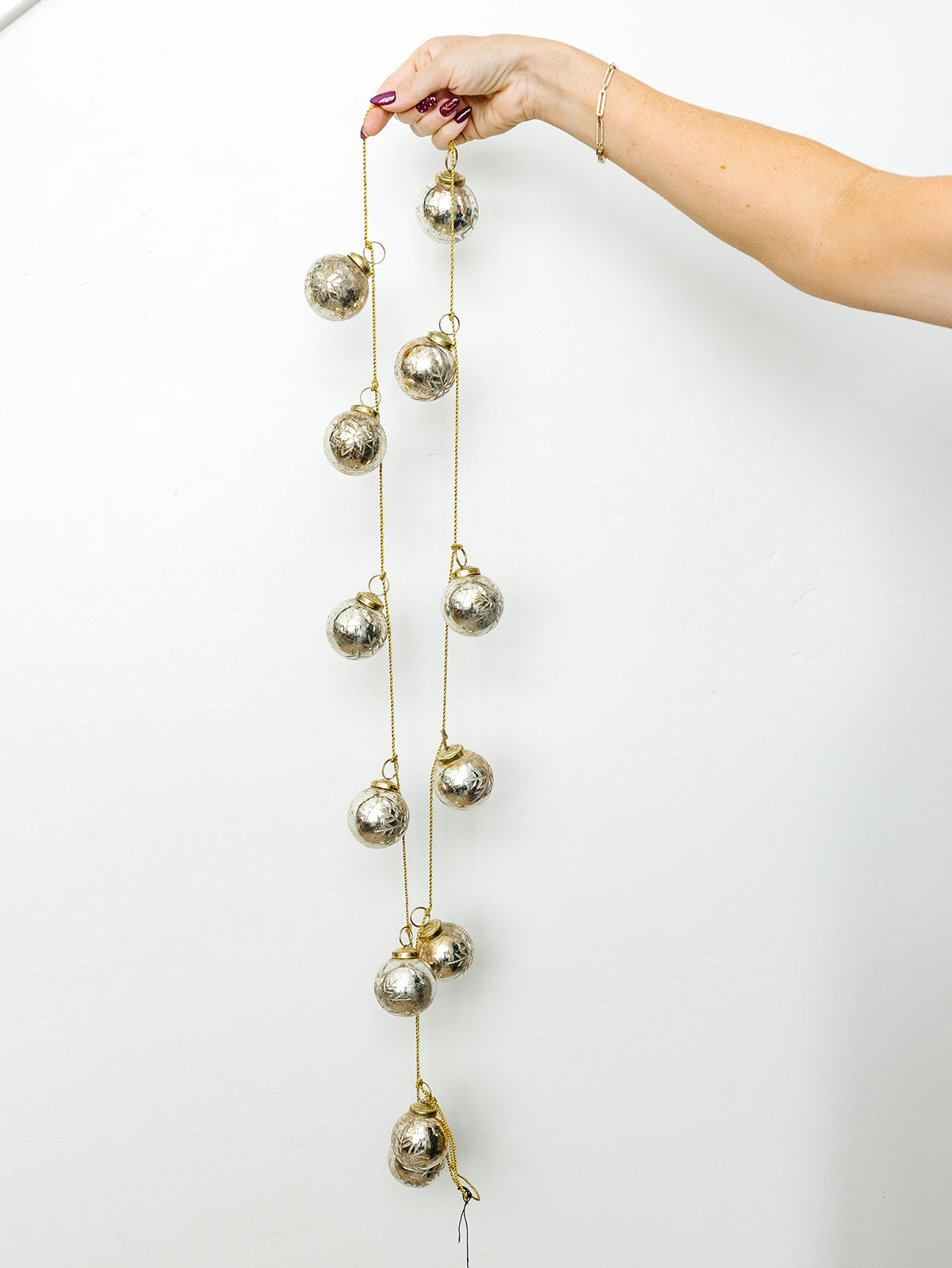 Etched Antique Gold Mercury Ornament Garland - 72"