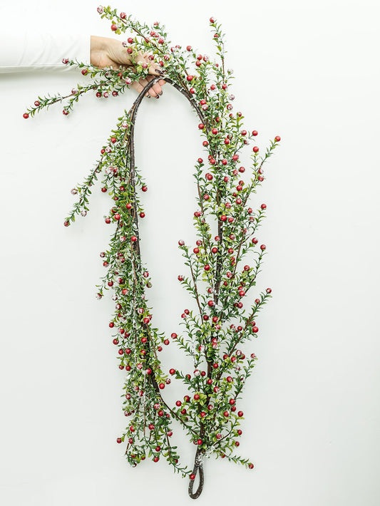 Snowy Red Berry Garland - 6'