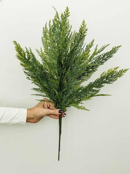 Soft Cedar Spray - 24"