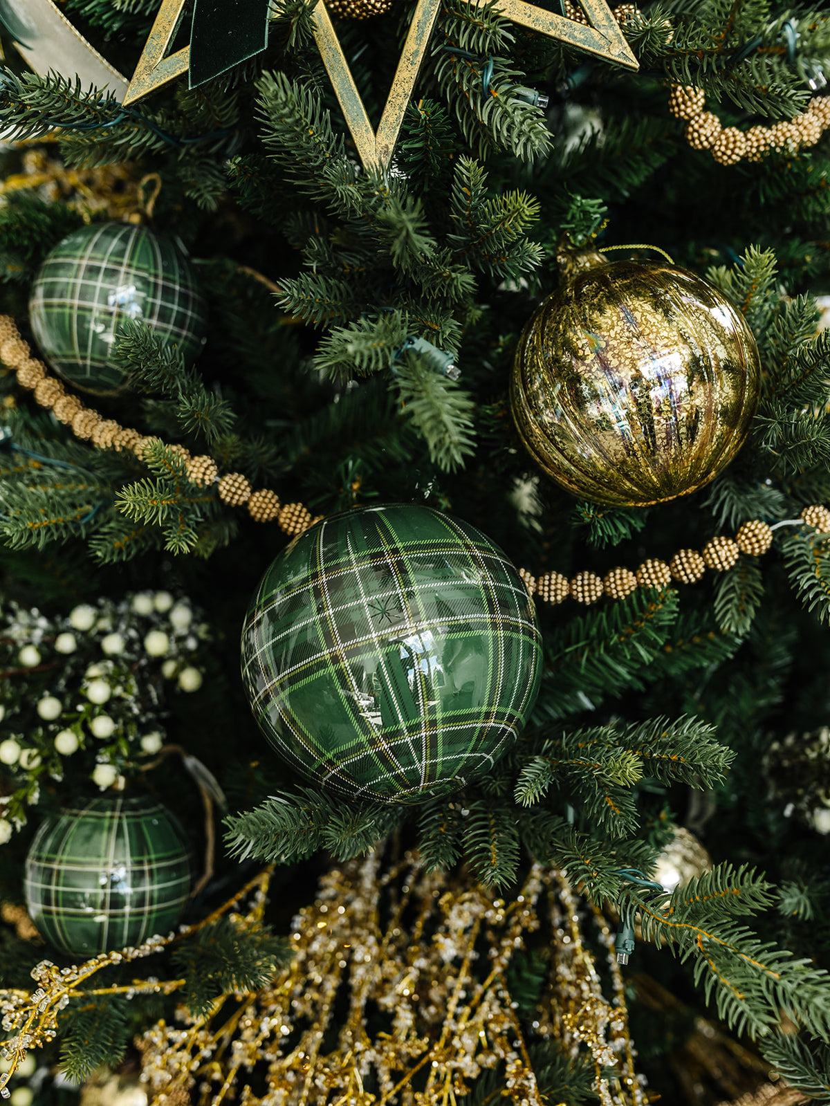 Gold Beaded Garland - 72"