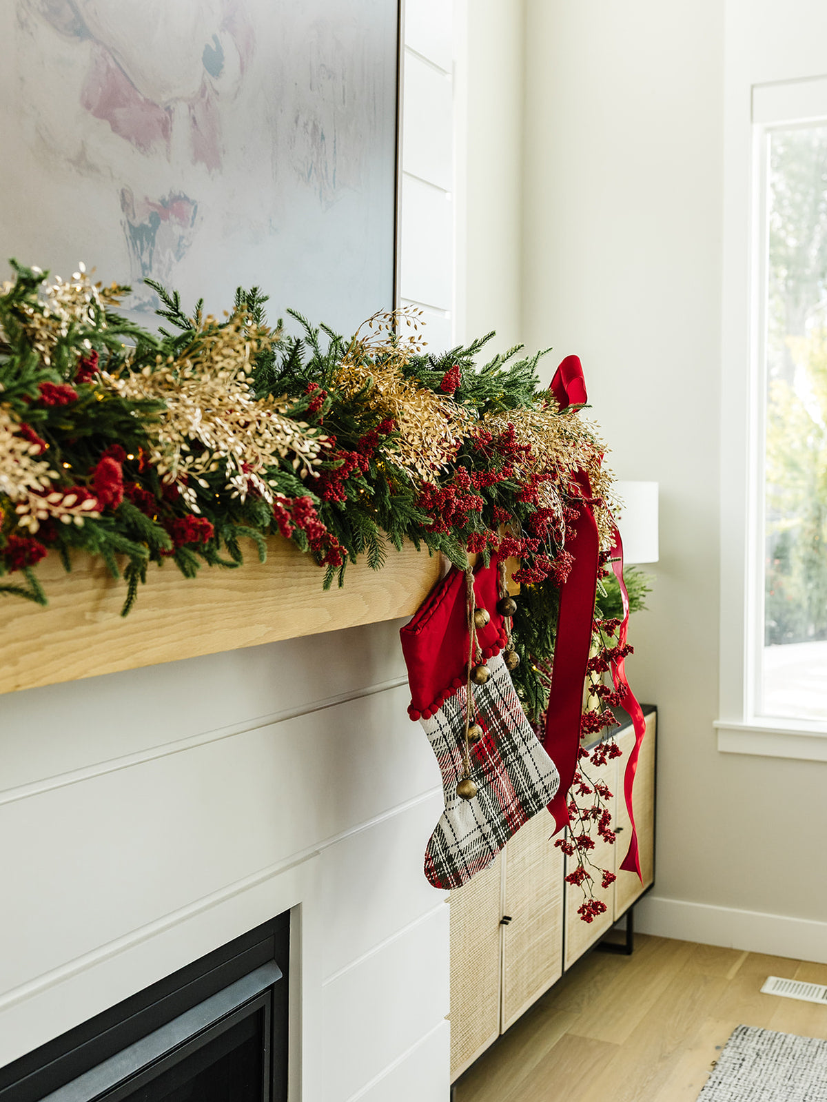 Norfolk Pine Garland with 200 LED Twinkle Lights - 9'