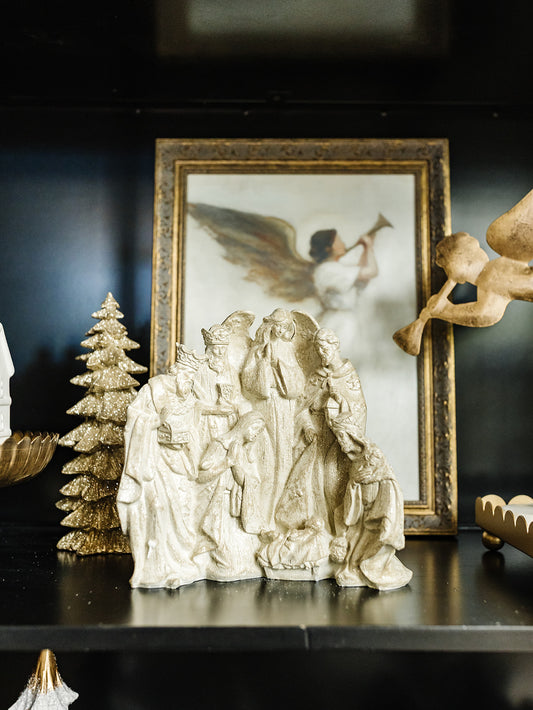 White Nativity - 9"