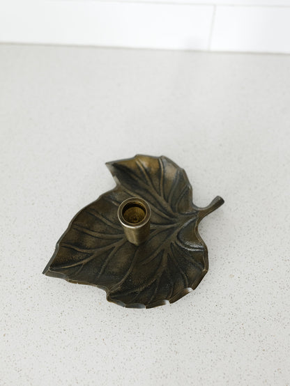 Leaf Taper Candle Holder - 5.75"x3"