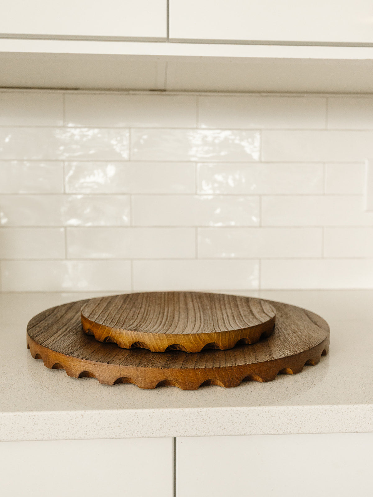 Waverly Round Tray - 2 Sizes