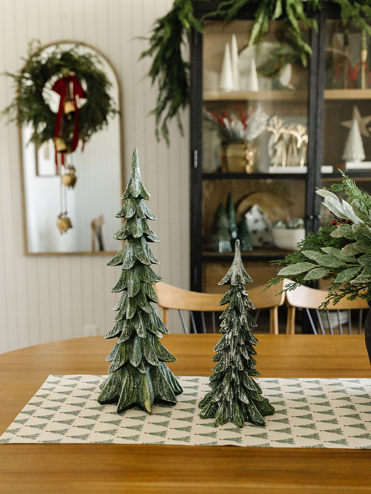 Green Resin Sparkle Snow Tree