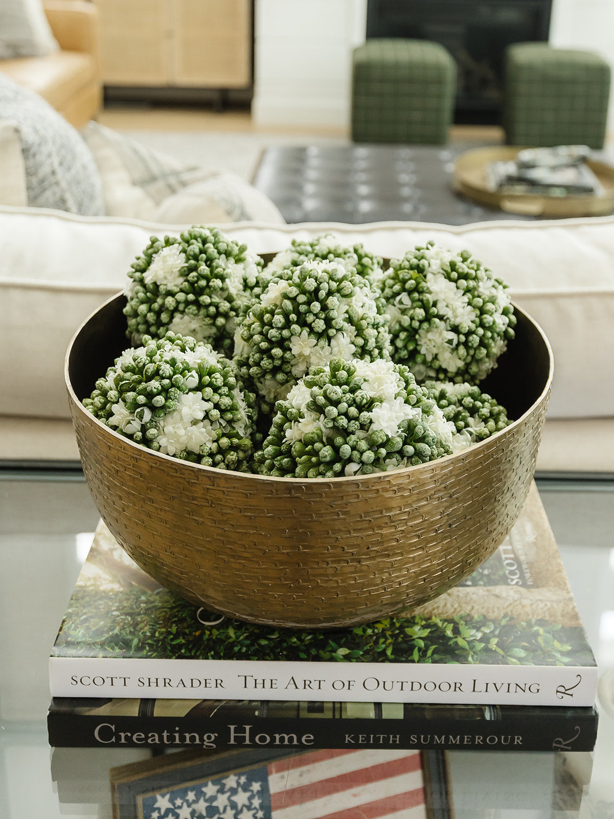White Kalanchoe Ball 4"