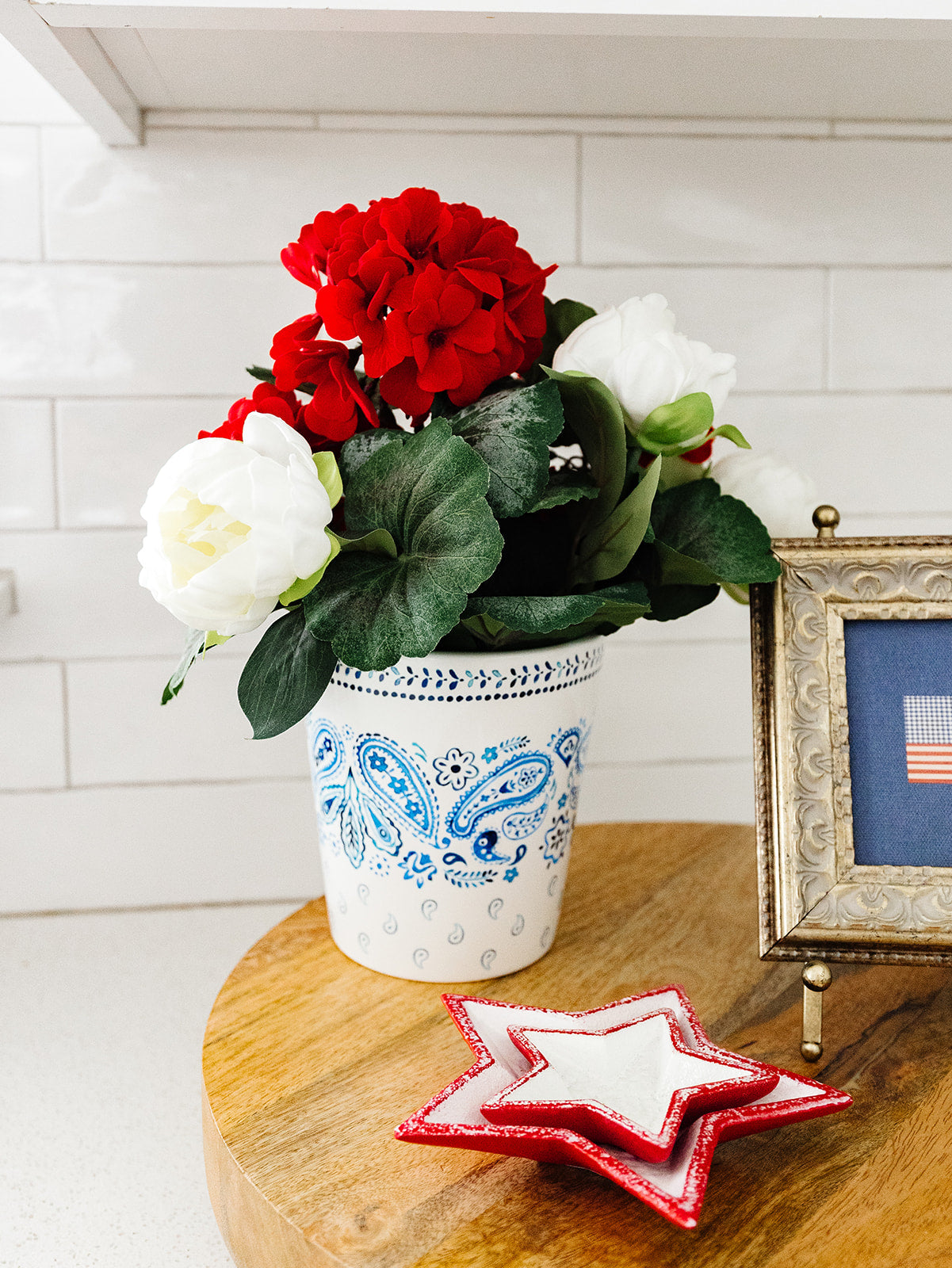 American Holiday Container Vase - 4 Styles - 5"Dx6"H