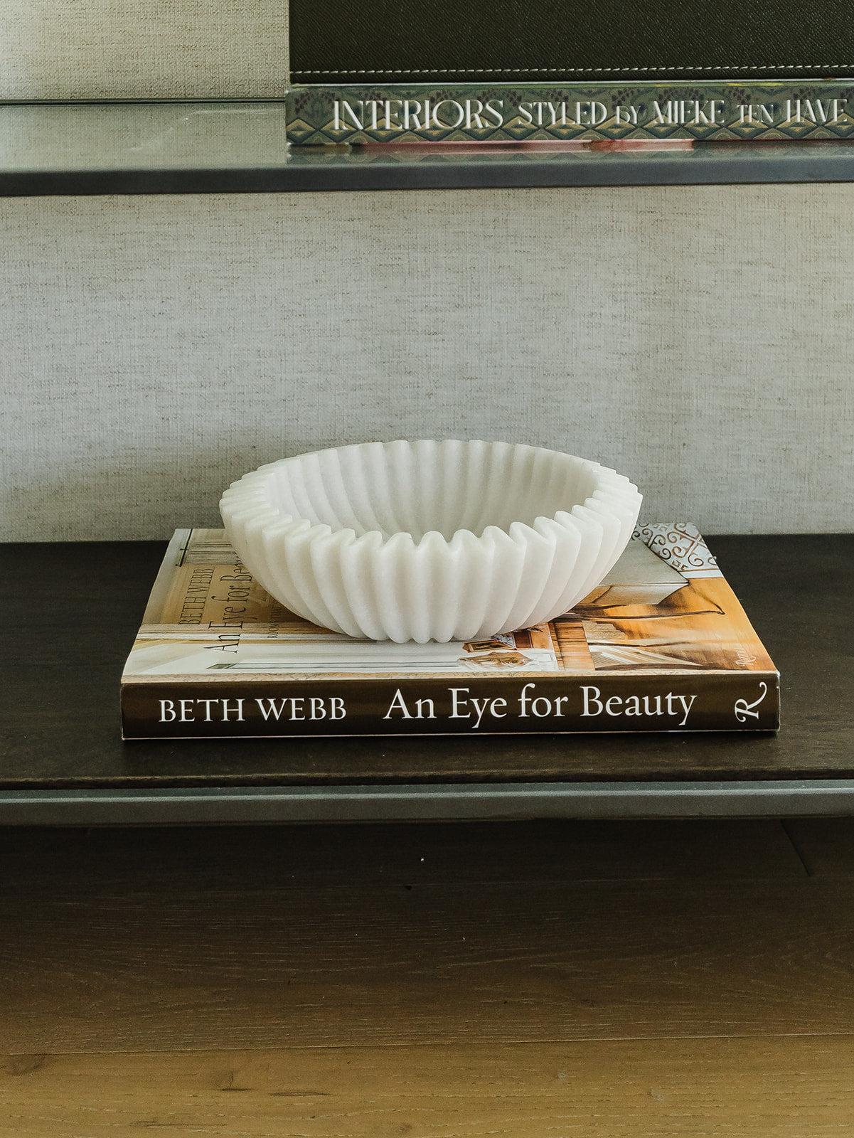 Ruffled Resin Marble Bowl
